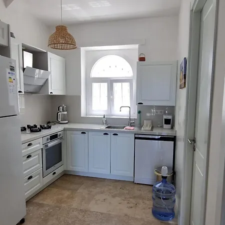 Havuzlu Tas Ev Casa de Férias *